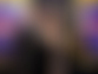 Hugh Jackman, Sutton Foster make red carpet debut at 'Song Sung Blue' premiere