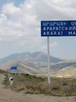 «Իրավունք». Ձայներ «մուրալու» գործին լծվել են մարզի նախկին իշխանավորները