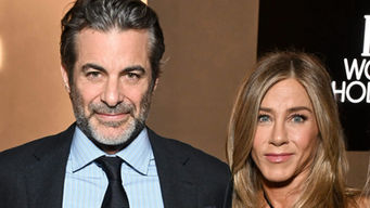 Jennifer Aniston shows off summer fun with boyfriend Jim Curtis