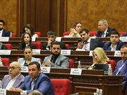 «Իրավունք». «Այ էդ մի հարցում մենք չկանք». ՔՊ–ականների պատասխանը՝ Փաշինյանին