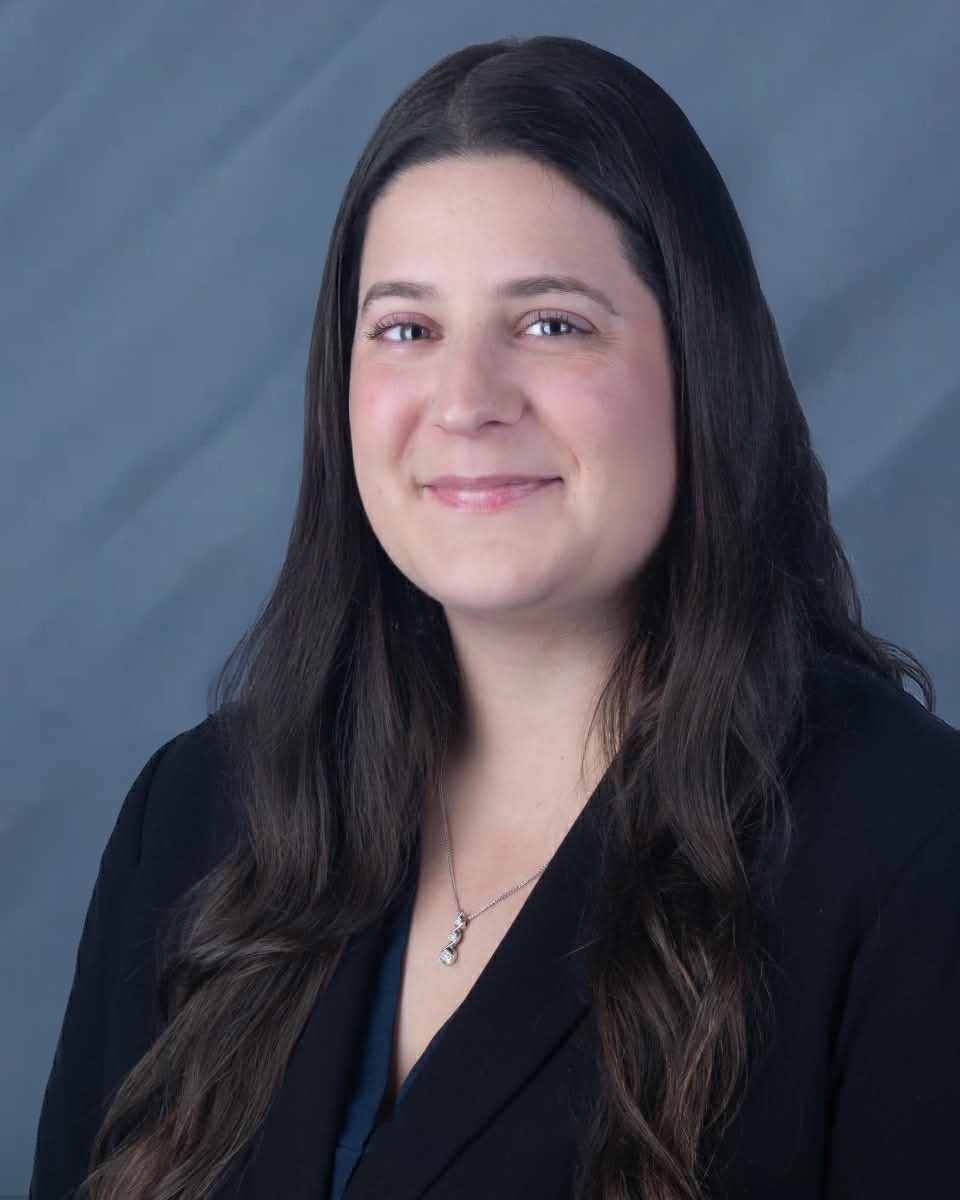 Kylie Petersen Headshot.jpg