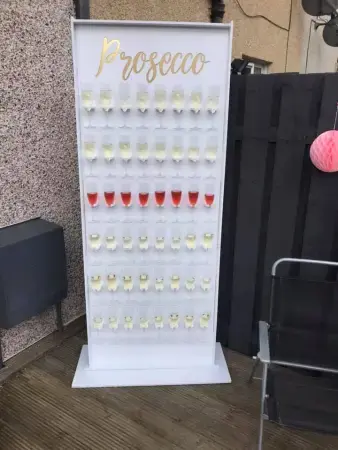 Thumbnail: Prosecco Wall