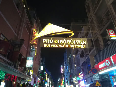 Vie nocturne à Saigon