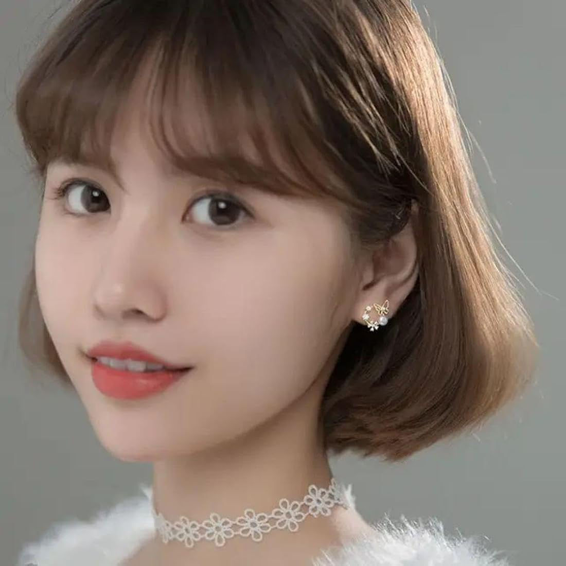 Korean Social Butterfly Pearl Wreath Stud Earrings.