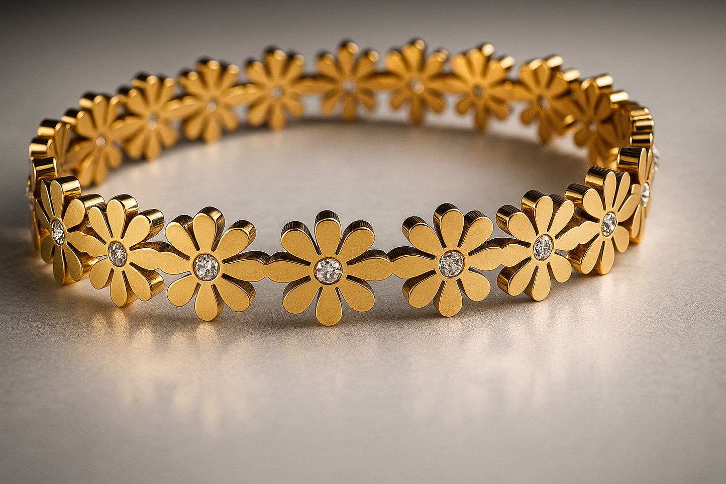 Golden Daisy Halo Bracelet