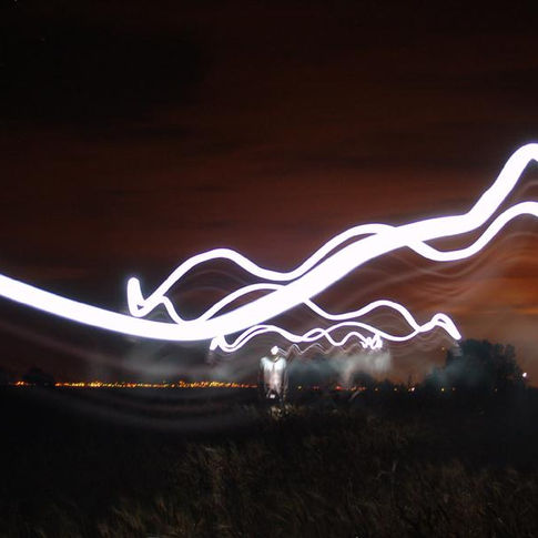 http://3.bp.blogspot.com/_N_6fd4hwIxQ/RpKxeWoh8CI/AAAAAAAAAAM/xpj72fy2GpQ/s1600/UFO.jpg