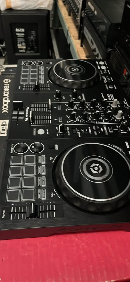 Thumbnail: Pioneer DDJ-400 DJ Controller