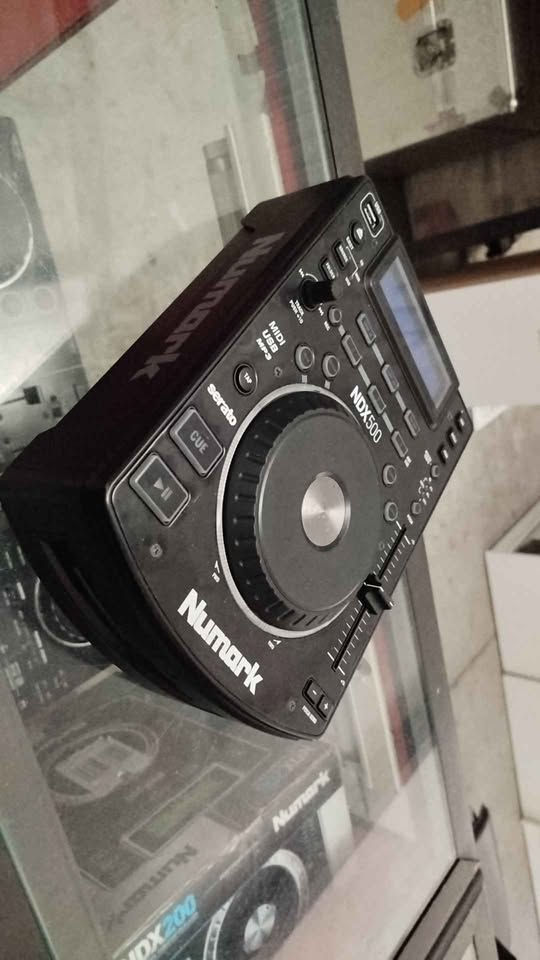 Thumbnail: Numark NDX 500