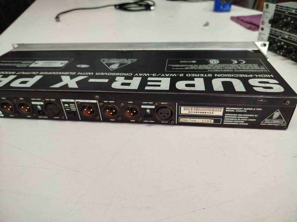 Thumbnail: Behringer crossover CX2310