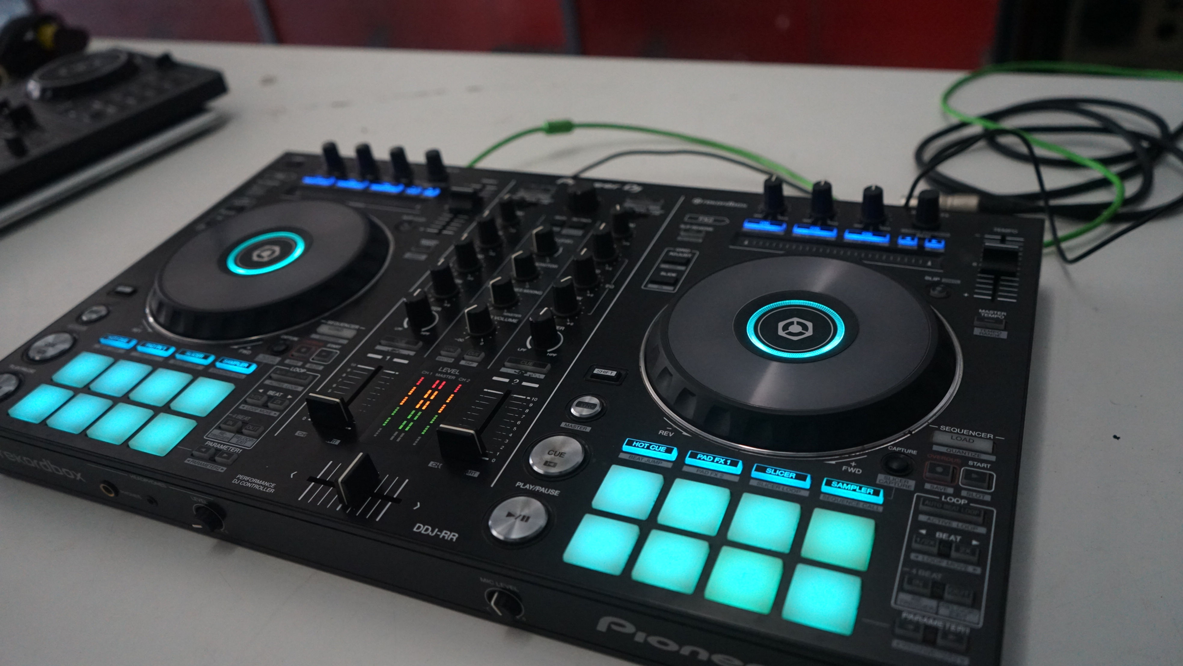 Pioneer DDJ-RR Controller