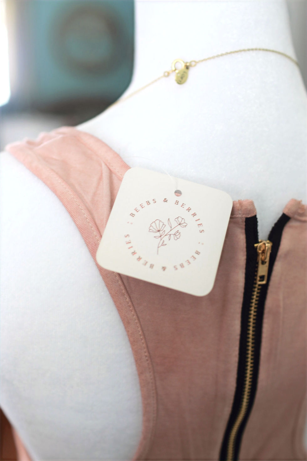 Thumbnail: Zipper Tank