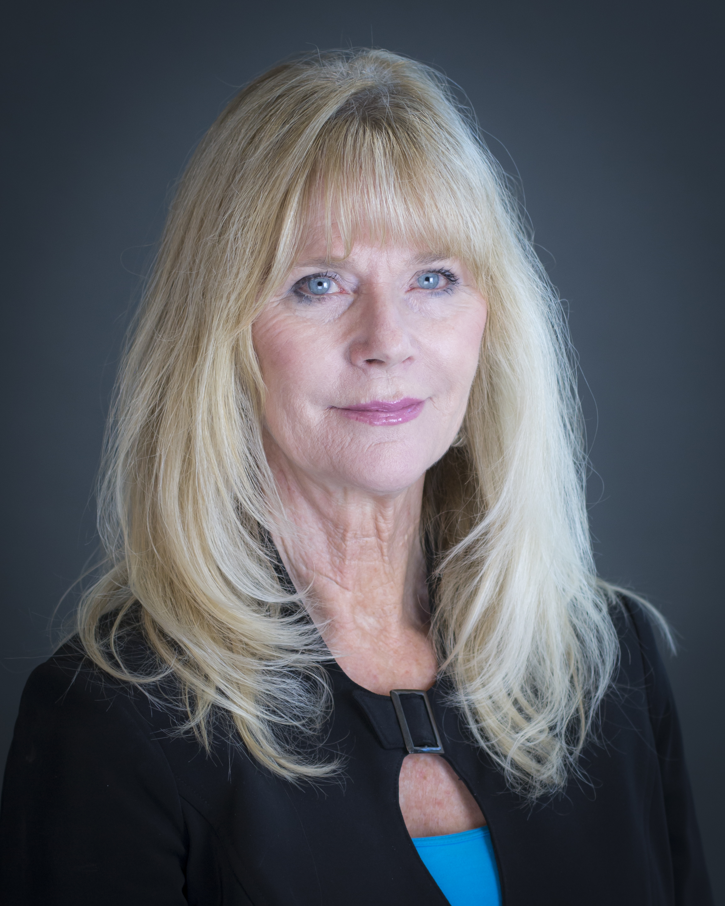 Judi Portrait 16