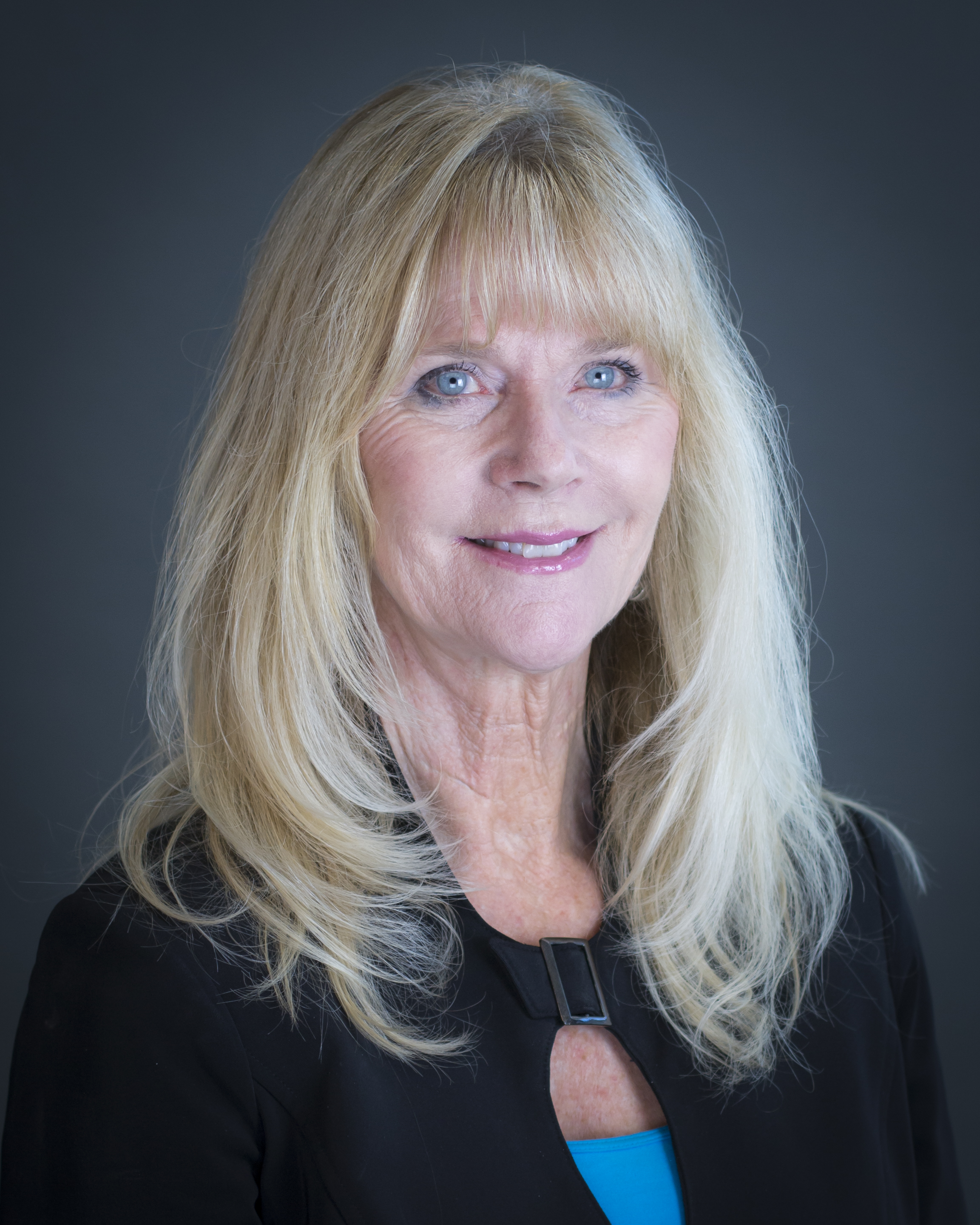 Judi Portrait 14