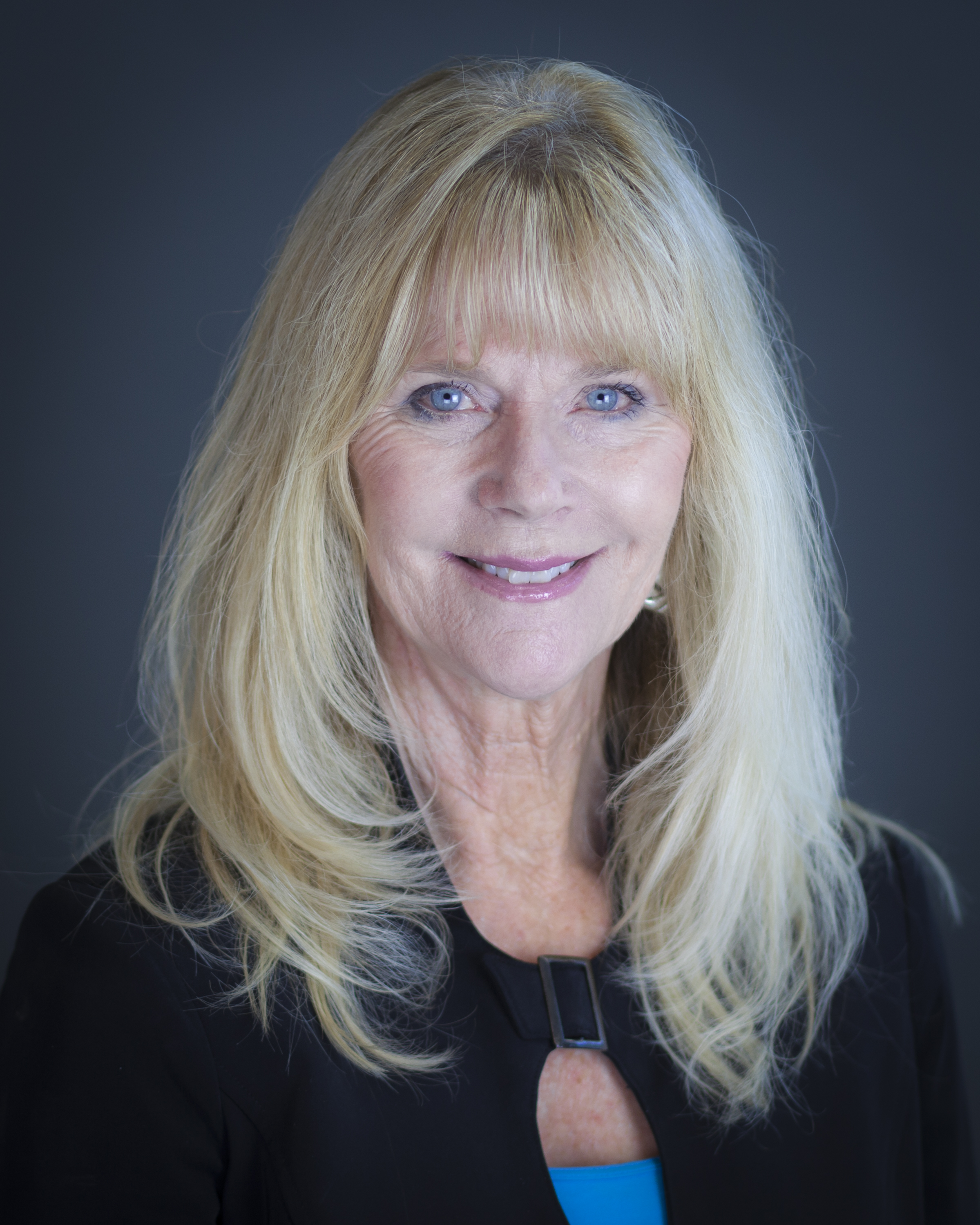 Judi Portrait 20