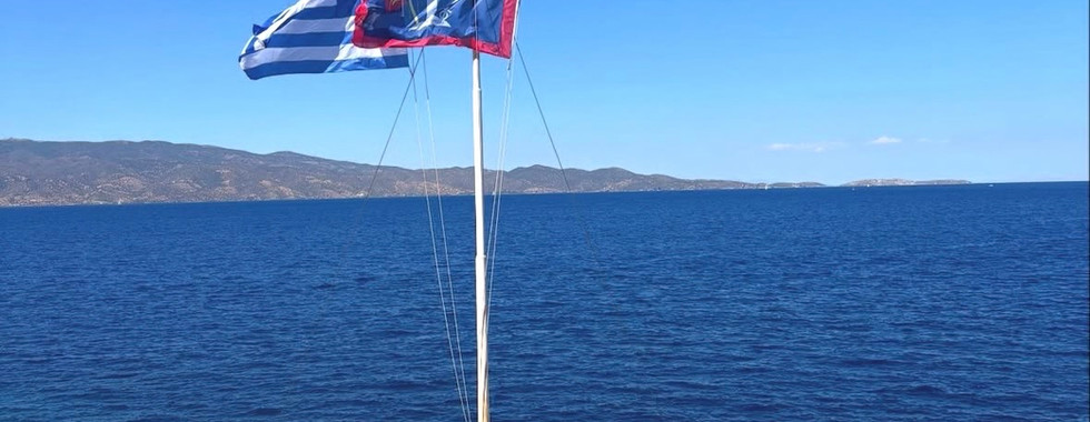 Drapeaux à Hydra