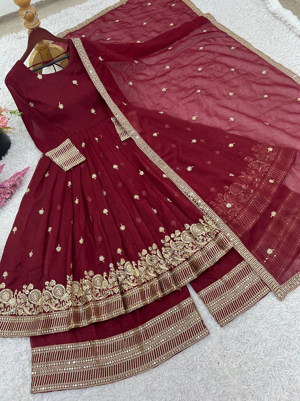 Thumbnail: Heavy Embroidery Fully Flared Anarkli 