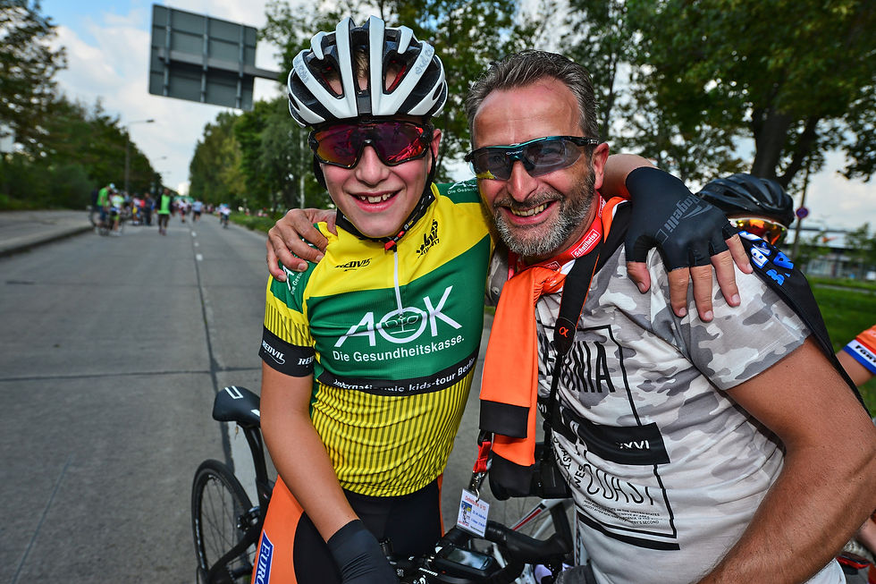 ROKS Axel ( NED ) – Team Netherlands – After Race - Querformat - quer - horizontal - Landscape - Event/Veranstaltung: 25. Internationale Kids Tour – Stage 4 - Category/Kategorie: Cycling - Road Cycling – Cycling Tour – Road Race ( RR ) – U13 – Location/Ort: Europe - Germany – Berlin – Marzahn – Start & Finish: Berlin Marzahn - Distance: 24 km U13 – Date/Datum: 27.08.2017 – Sunday - Photographer: © Arne Mill - frontalvision.com