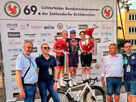 wheel-divas-evolveteam-shelly-melicchio-lichterfelder-rundstreckenrennen.