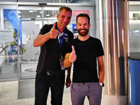 Simon Geschke- Thumbs up for kids-tour