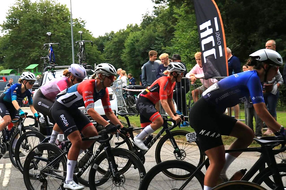 Malin Bruhns auf Tuchfühlung | Campione Holstebro Tours 2025     , Campione Holstebro Tours 2025 , Inka Tulowitzki, Wheel Divas, frauenradsport, Sieger, Kriterium