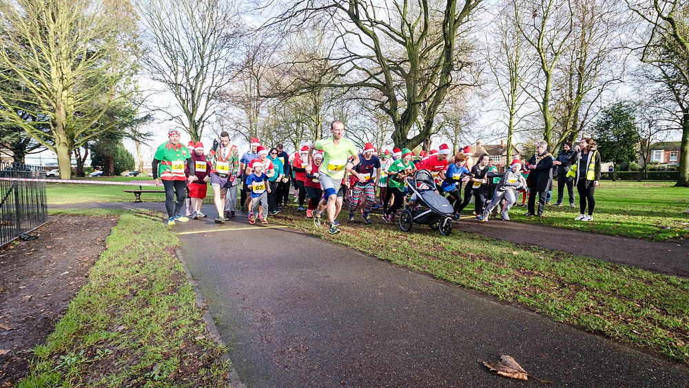 The start of the 5k Santa race