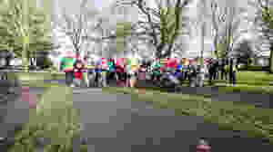 The start of the 5k Santa race