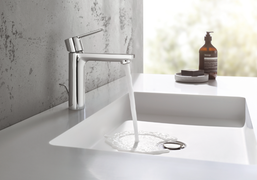 Миниатюра: Смеситель для раковины GROHE Lineare New с донным клапаном, хром (32114001)