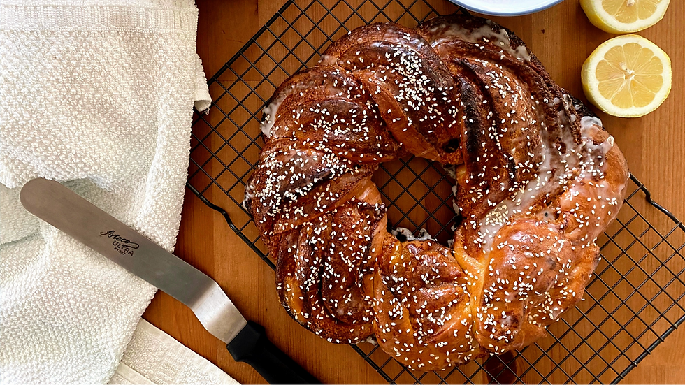 Sesame and Lemon Bread Crown 