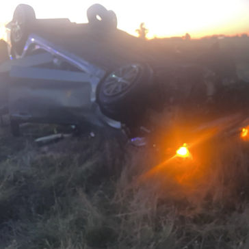 Volcó un auto con cinco ocupantes en la Ruta Nacional 9 a la altura de San Jerónimo Sud