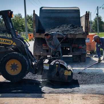 Granadero Baigorria: bacheo y recuperación de arterias principales en Lomas de Alicia