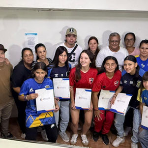 Fray Luis Beltrán distinguió a jugadoras de inferiores de AFA