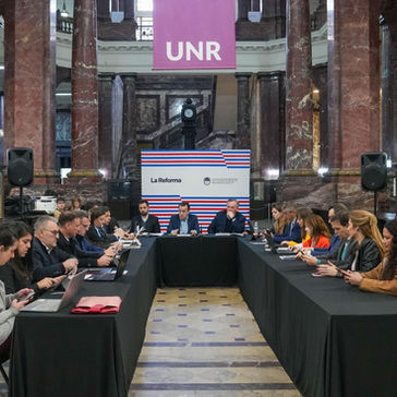 La Comisión Redactora trabaja en el texto definitivo de la Nueva Constitución