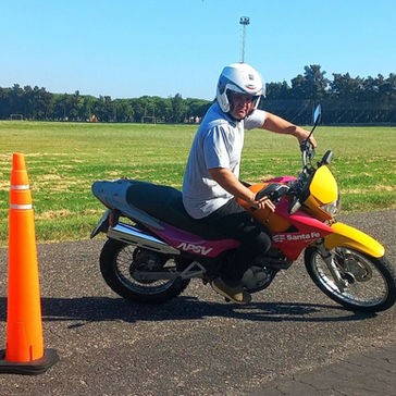 Provincia implementa un nuevo examen práctico para obtener la licencia de conducir motos