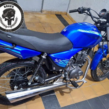 Dos menores de 14 y 15 años fueron detenidos tras robar una moto de un local en San Lorenzo