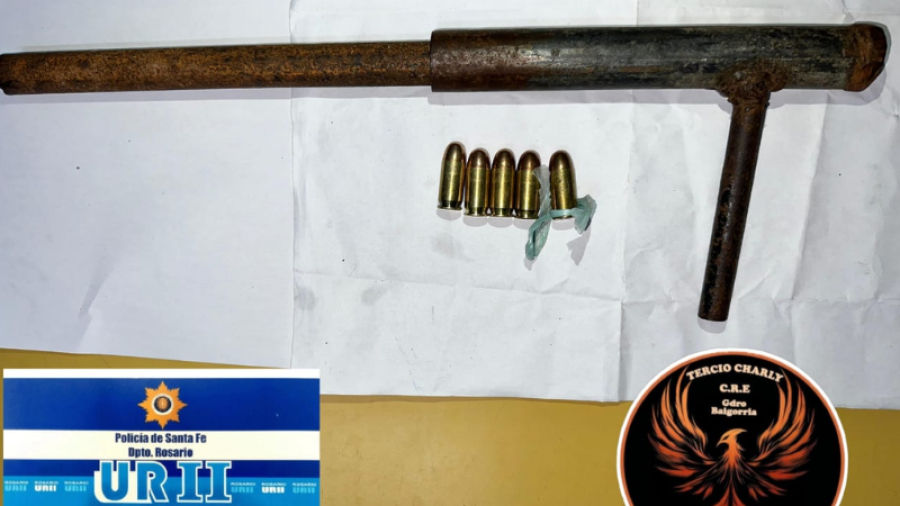 Dos jóvenes fueron detenidos en Baigorria tras evadir un control y descartar un arma tumbera