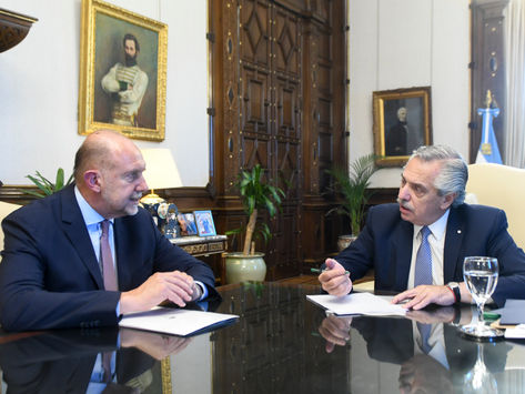 Sequía, hidrovía, economía y seguridad, los ejes de la reunión del Gobernador con el Presidente