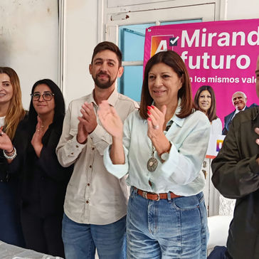 Con el apoyo de Clara García, el socialismo presentó sus listas en Fray Luis Beltrán