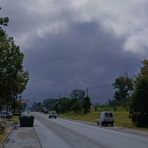 Se esperan lluvias intensas, vientos fuertes y descenso de temperatura desde este lunes