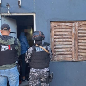 Nuevos allanamientos en Fray Luis Beltrán por venta de drogas: un detenido y secuestro de dinero y estupefacientes