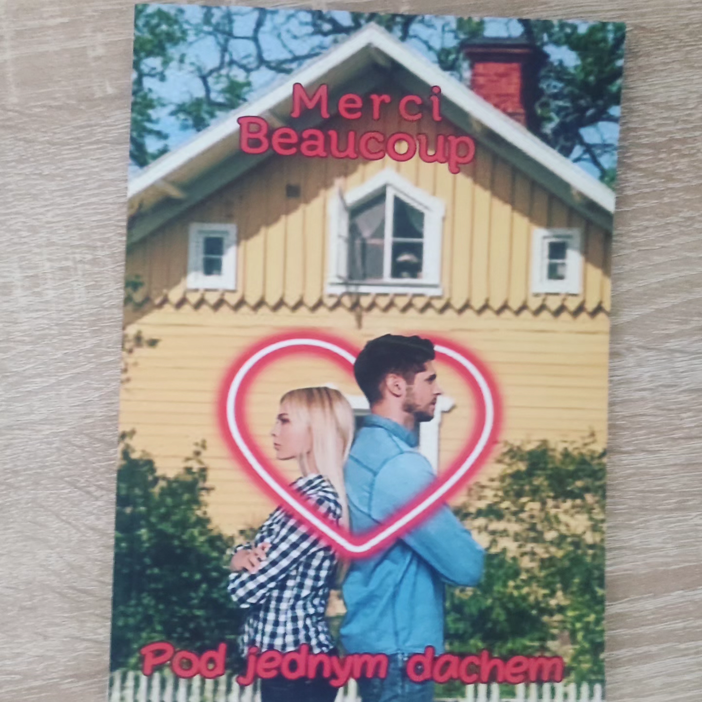 Sprzedam książkę Pod jednym dachem 🏠 z autografem lub dedykacją ( nowa wersja o