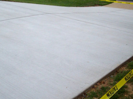 Concrete Driveway vs. Paver Driveway: Comparing the Pros and Cons