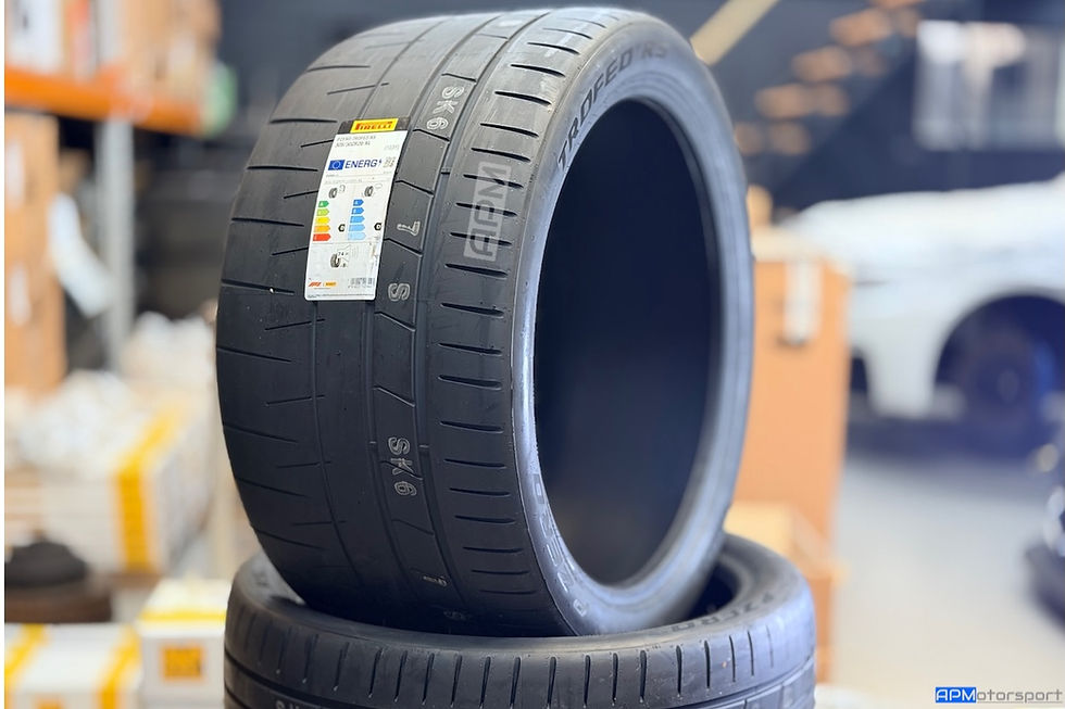 Thumbnail: Pirelli P Zero Trofeo R RS - 17 18 19 20 21 inch 265 285 225 325 335 GT3 GT3RS Porsche BMW Motorsport Race R888 Toyo