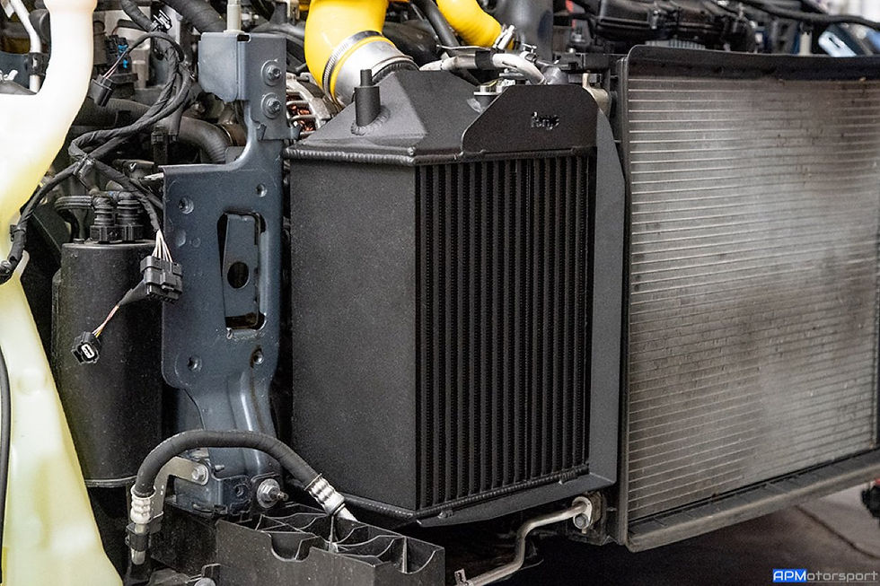 Thumbnail: FMINT17 Forge Intercooler Megane mk4 RS 280 300 Race Cooler