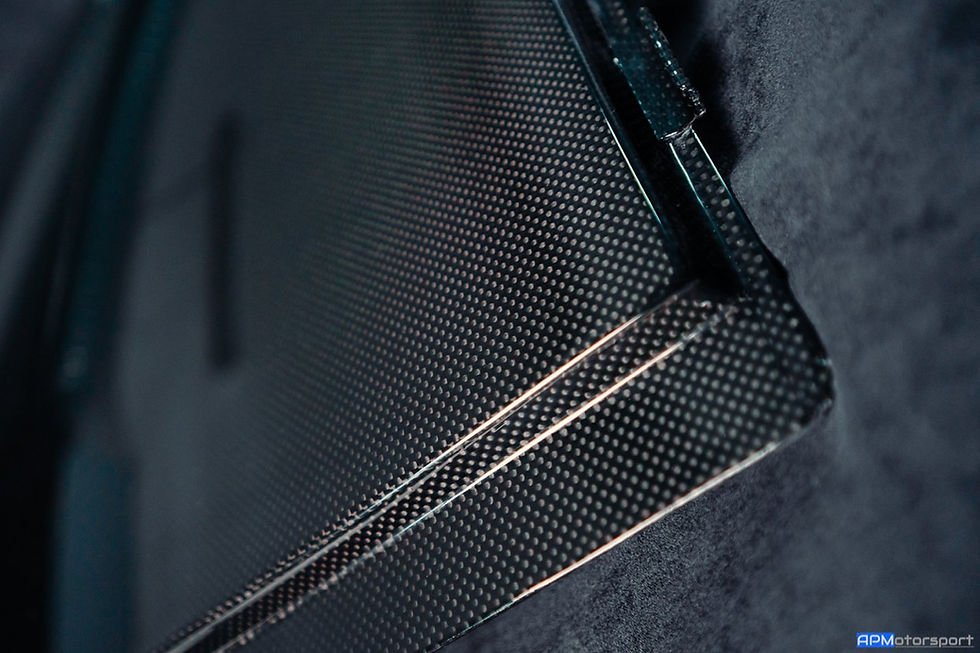 Thumbnail: Karbonius E46 M3 CSL Carbon Roof E46T01