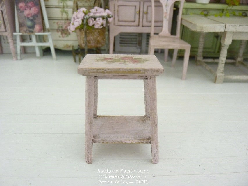 Petite Table d'Appoint, Miniature en Bois, Shabby Chippy Rose, 1/12