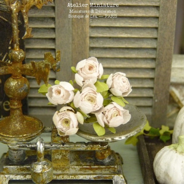 #1 - Roses Miniatures, Fleurs en Papier, 100% fait main, Maison de Poup