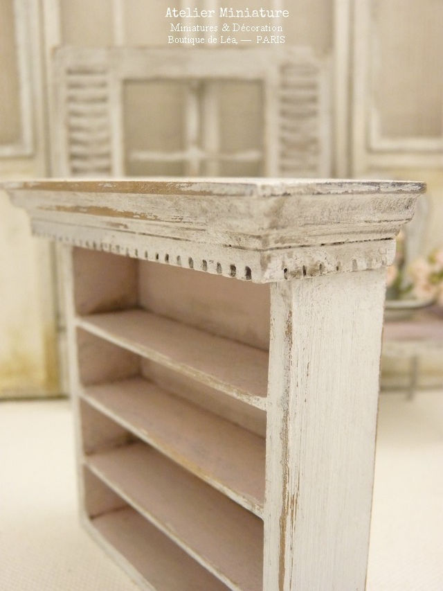 Thumbnail: Bibliothèque Campagne Chic, Miniature en bois, Maison de Poupée, 1/12