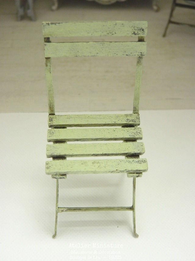 Miniature : Chaise de Jardin Shabby, Miniature en Bois, 1/12