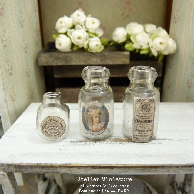 2 Bocaux + 1 Flacon en Verre Vieilli, Maison de Poupée, 1/12