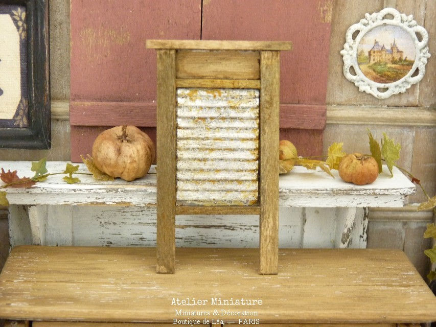 Planche à Laver Miniature, Bois Vieilli et Métal Rouillé, Maison de Pou